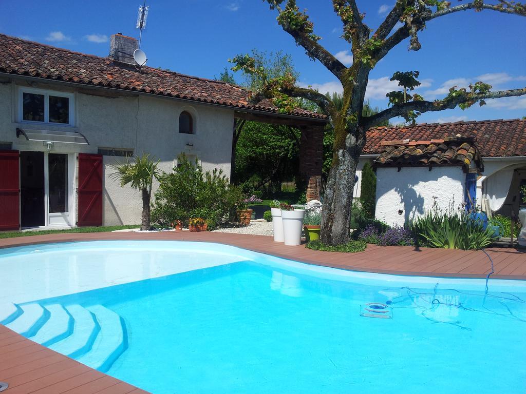 Le Clos De Saint Amour モントーバン エクステリア 写真